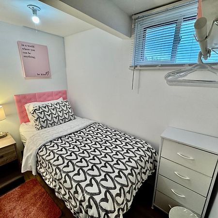 Tiny Private Room On The 1St Floor With Shared Bathroom Near Seatac Airport And Downtown Seattle Exterior foto