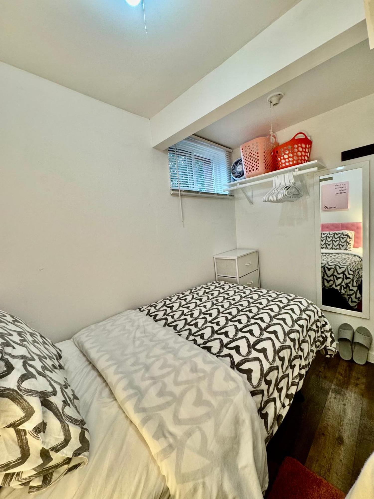 Tiny Private Room On The 1St Floor With Shared Bathroom Near Seatac Airport And Downtown Seattle Exterior foto